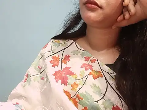 Adhiti_1 live VR cam stream – free webcam