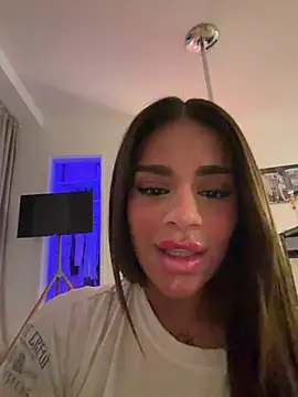 BellaaVixen live cam stream – free VR webcam