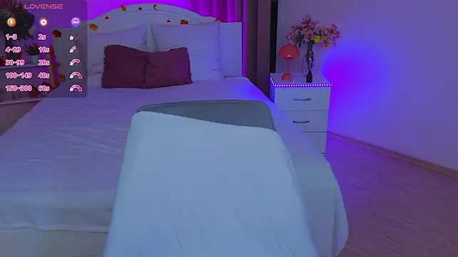 GinnyGingerr live VR cam stream – free webcam