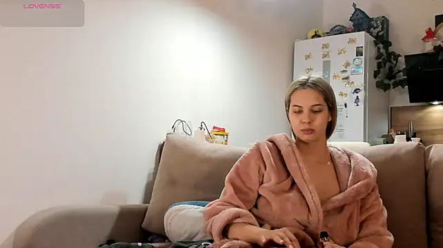 Hot__K live VR cam stream – free webcam