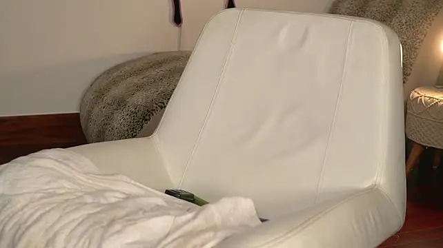 Katyerave live VR cam stream