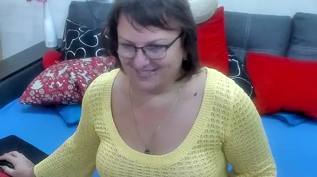 KittyCharm live VR cam stream – free webcam