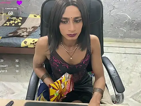 LuvLayla live cam stream – free VR webcam